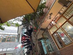 -四方小吃·白族庭院餐厅