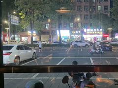 -山之屋炭火烧肉·生啤畅饮(大朗万科中央公园店)