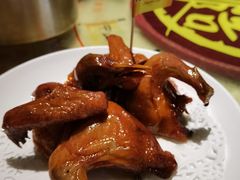 招牌烤乳鸽-石岐佬中山菜馆(张溪店)