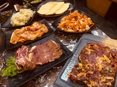 -啊美丽炭火烤肉(滑翔一店)