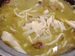 -周鱼小馆石锅酸菜鱼(活力汇店)