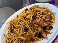 -山河屯铁锅炖·非遗铁锅炖(华强北店)