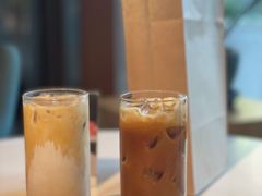 黑糖燕麦冰拿铁-sugarman espresso素饮糖人高新咖啡工厂