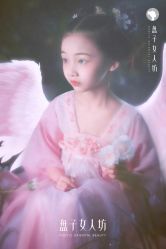-盘子女人坊生日照·摄影馆(华强店)