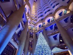 -迪拜帆船酒店海底餐厅