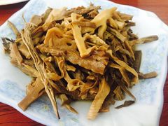 笋干肉丝-老杨饭店(万科里店)