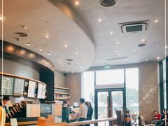 -星巴克臻选(成都来福士店)