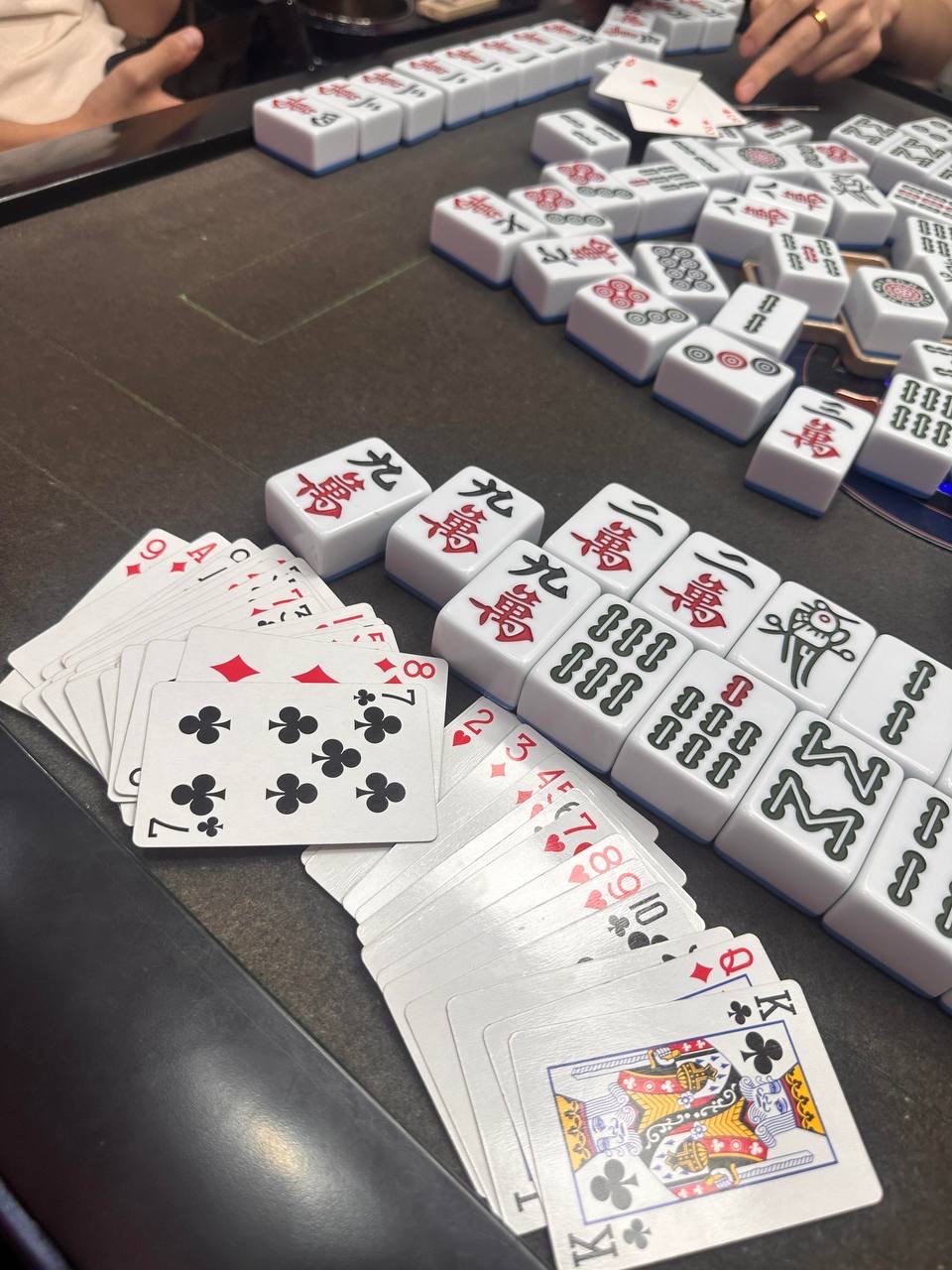 反腐专题片：落马副部崔茂虎客栈打牌满城皆知不思悔改竟想重新找PG电子试玩平台地方