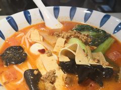傣家酸笋米线-三根米线(王府井丹耀大厦店)