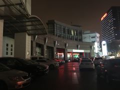 -沪东工人文化宫-停车场