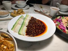 -初蓉丨遇见新川菜(亲贤街荣耀店)