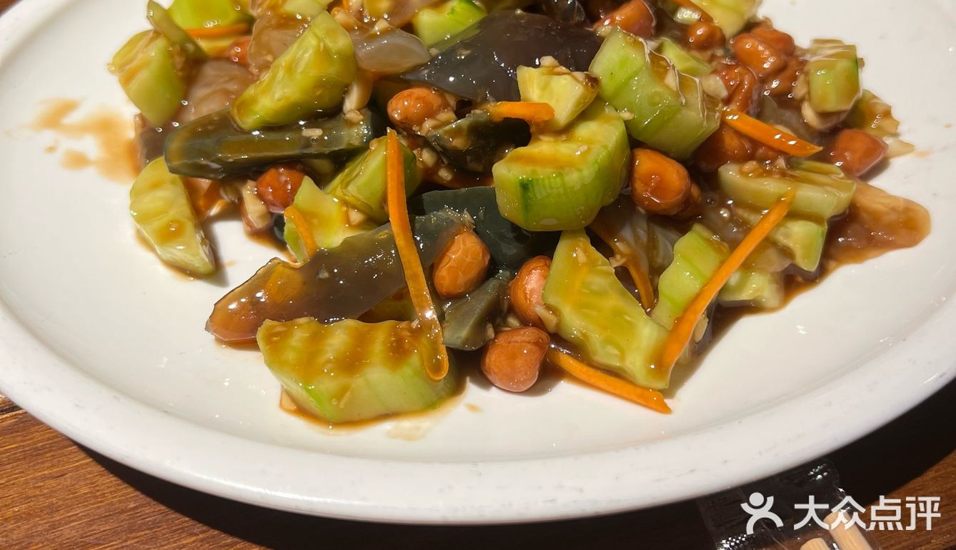 金碧辉煌 我最爱的烧烤店，最爱的麻辣烫