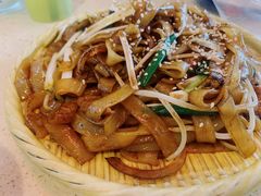 干炒牛河-明腾壹间茶餐厅(新都会花园广场店)