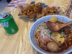 -魔都三兄弟酸辣粉·蘸卤炸串(虹桥万科店)