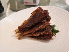 -品悦酒店(三林古镇店)