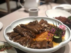 卤水狮头鹅三拼-尚一汤·粤菜海鲜(环球港店)