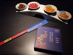 -凤凰湘语·海派湘菜(浦东旗舰店)