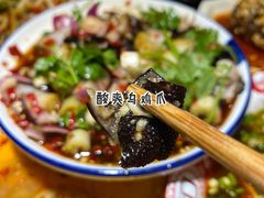 -二孃鸡爪爪(东风路总店)