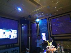 -欢乐迪KTV(南坪上海城店)