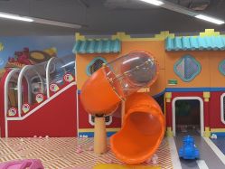 -孩子王童乐园(泰州万达店)