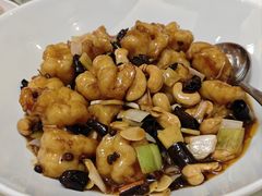 宫保虾球-东来顺饭庄(王府井步行街店)