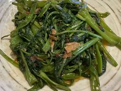 飞天空心菜-椰莱泰小谷·东南亚融合菜(坪山悦阾SPACE店)