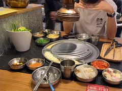 -GOGIYA·咕叽吖韩国传统烤肉店(东方新天地店)