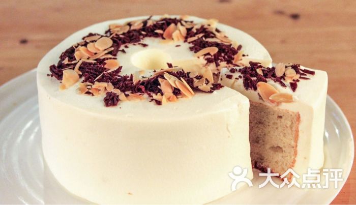 chiffon-鲜奶油香蕉戚风蛋糕图片-台北美食-大众点评网