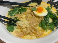 酸汤雪花肥牛面-和府捞面(北美新天地店)