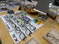 -Eziwish眼镜·蔡司授权店
