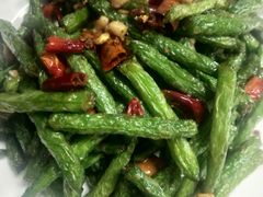 -关东小磨东北菜(上海长风大悦城店)