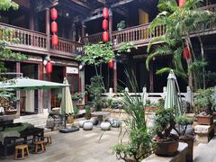 -香满楼.建水老宅院