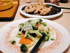 -吕氏疙瘩汤·海鲜新鲁菜(凯德mall新都心店)