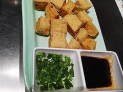 普宁豆腐-潮界(LU·ONE凯德晶萃广场店)