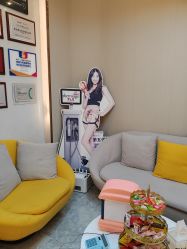 -More摩尔医美の注射线雕光电中心