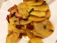 土豆片炒肉-文三里屯面馆(三里屯店)