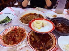 -堂瓦里·33年传统赣菜(第一街区店)