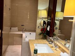 -抚顺中伟假日国际酒店