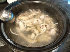 -东椰·海南椰子鸡火锅(朝阳门店)