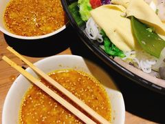 -万记麻辣烫国展总店