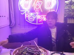 -海盗船. 龙虾烧烤. 酒馆