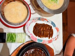 -梅利汴京烤鸭•开封豫菜地标店(东司门店)