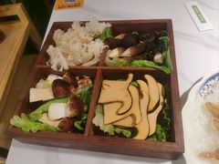 -椰子湾·海南火锅·糟粕醋·椰子鸡(正大广场店)