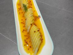 -东口码头·烧鸽子·鱼头泡饼·地方菜(金鹰悦城店)