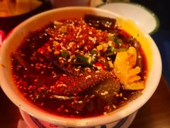 -炉小二铜锅牛蛙•川湘菜(三里屯店)