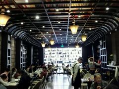 -钟书阁(松江泰晤士小镇店)