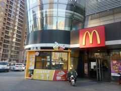 门面-麦当劳(燕顺路店)