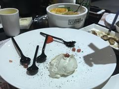 -HIHE Bistro·Oyster Bar(华熙live店)