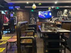 -麦凯伦烧烤·精酿超级工厂店(金桥总店)