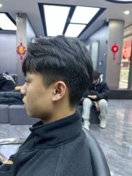 -米可造型烫发染发